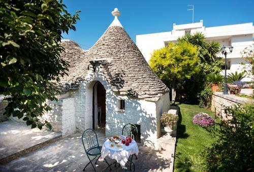 Bed & Breakfast Trullo Giardino Fiorito