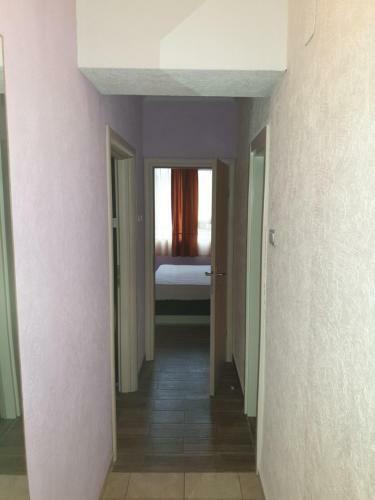 "lux Apartmani M-mili?"