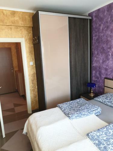 "lux Apartmani M-mili?"