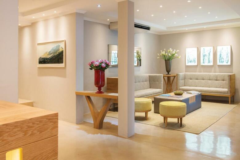 Hotel Cape Town Hollow