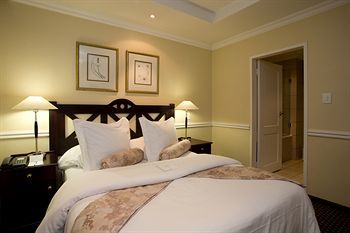 Hotel Courtyard Rosebank