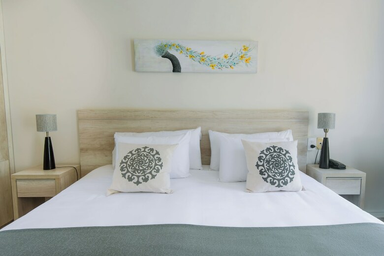 Hotel Dazzler Camberland