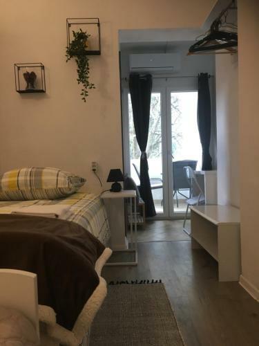 Hostal Orro Rooms