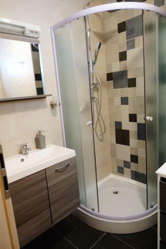 Hostal Orro Rooms