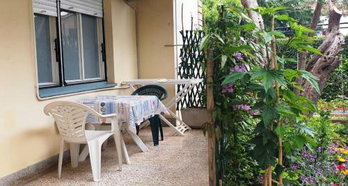 Cecillia Mare Apartments