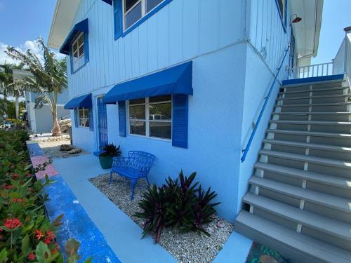 120 Bahia Via - Downstairs