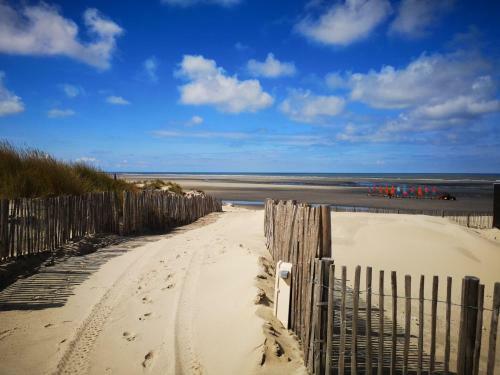 Camping La Dune Blanche - La Pin�de D'opale