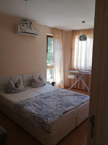 Apartment By The Beach