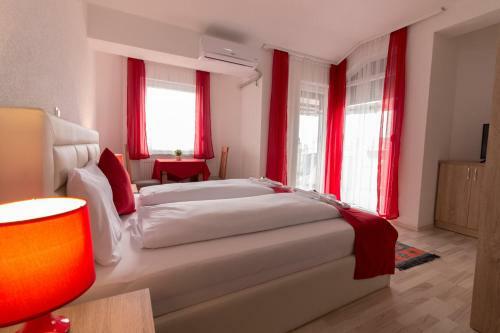Hotel Fantastik Rent