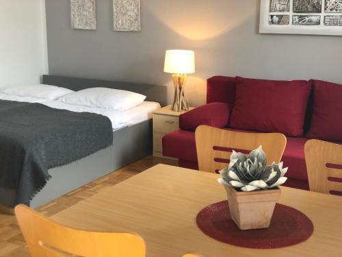Apartments Rombon