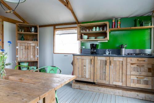 Bed & Breakfast Farm Loft Koe