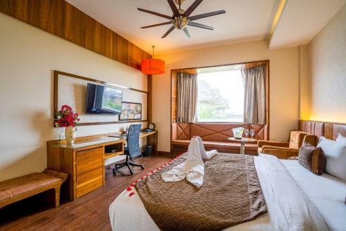 Hotel The Radiant Resort