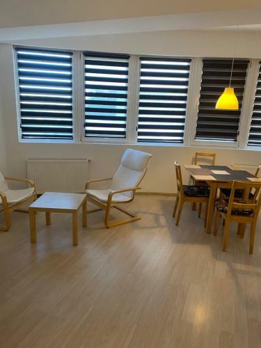 Virgo Apartaments Summerland