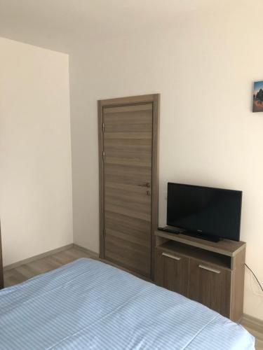 Virgo Apartaments Summerland