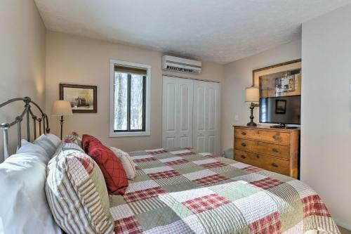 Bright Wintergreen Resort Home Deck And Grill!