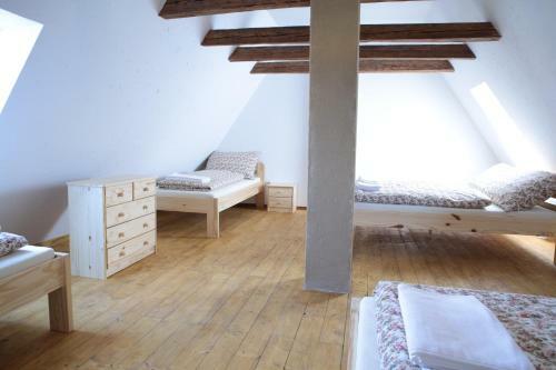Kr?ma Hotel U C�sa?sk� Cesty
