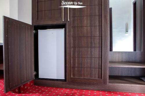 Hotel Sevan Resort, Sevan Up Inn