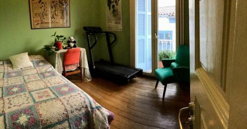 Cozy Artistic Apartment