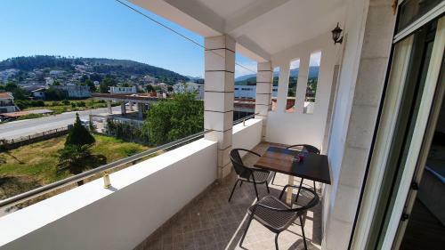 Hostal Apartments Genti
