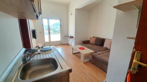 Hostal Apartments Genti