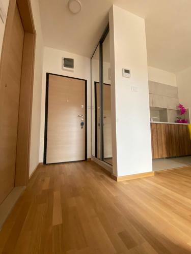 One Bedroom Apartment Sunrise