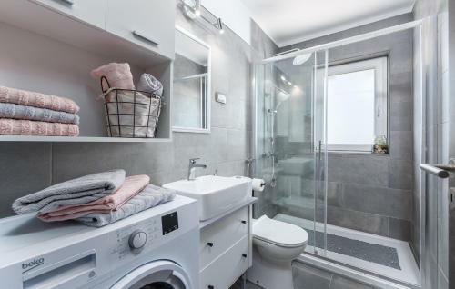 Apartman Sabina, Pore?