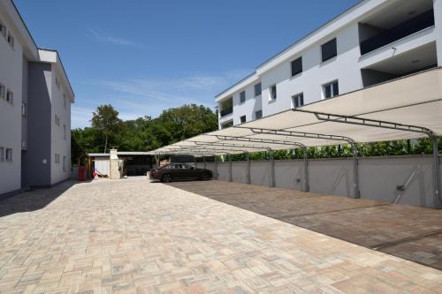 Apartments Lavinia
