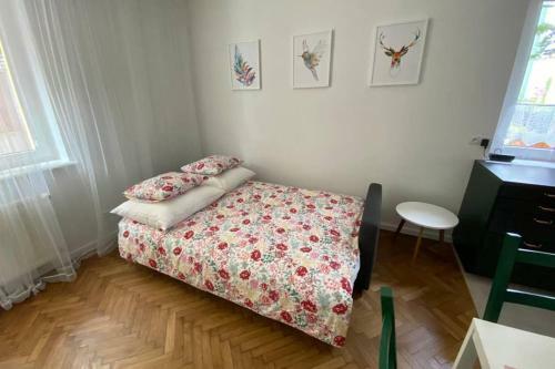 Woodland Apartment