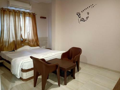Hotel Asopalav Inn