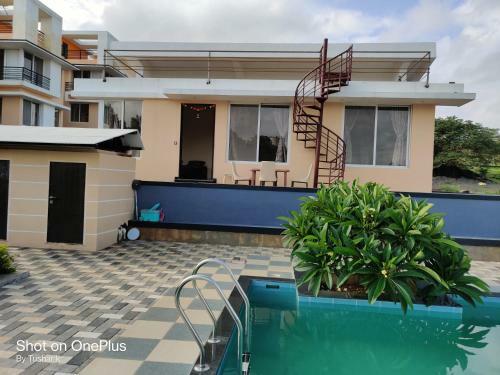 Royal Meadows Igatpuri 2bhk Poolside Villa