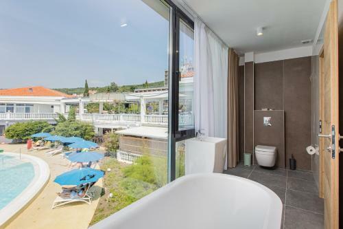Hotel Millenium Deluxe