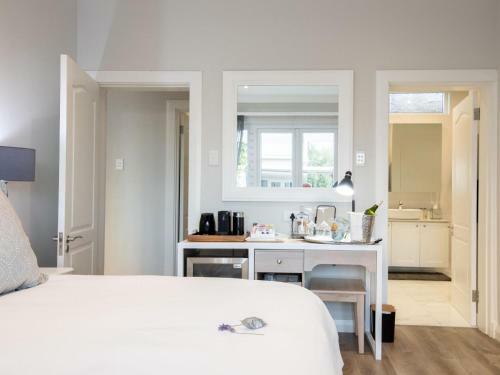 Hostal No 4 Boutique Beach House