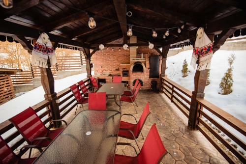 Hostal Pensiunea La Rusu