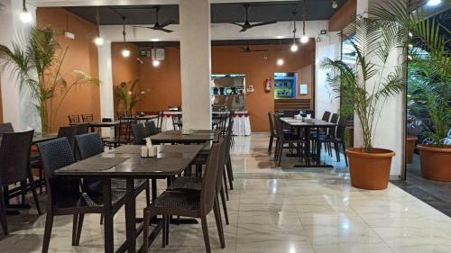 Hotel Onella Regency