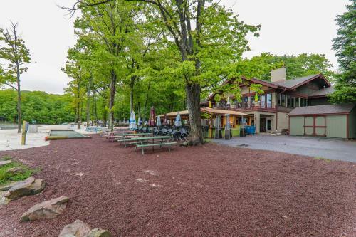 Lake Harmony Villa Walk To Big Boulder Mtn!