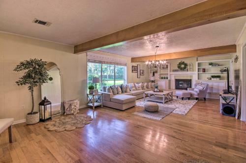 Updated Richmond Escape With Pool And Guest House