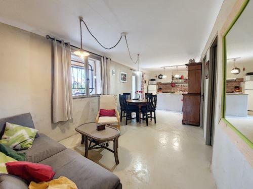 Apartamento Rez de Villa - St Cyr - L'oustaou Dorey 4pers