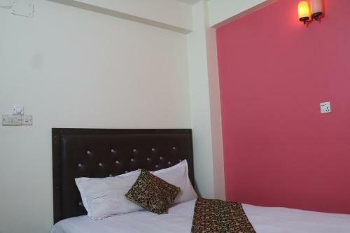 Hotel East End