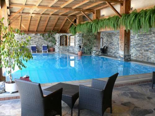 Apartment 24 Hotel Etrier Pool & Spa