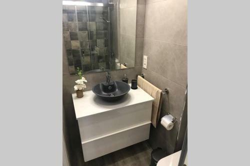 Apartamento de Dise�o C�ntrico A 5 Min de Playa (1�)
