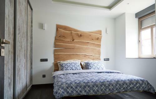 Blue Door Apartment Ground Floor