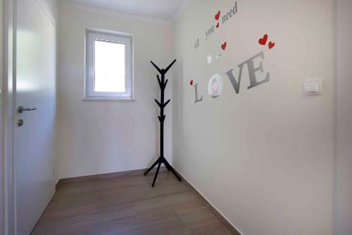 Apartment In Krk - Insel Krk 40650