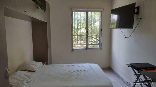 Hostal Prado Station Hotel