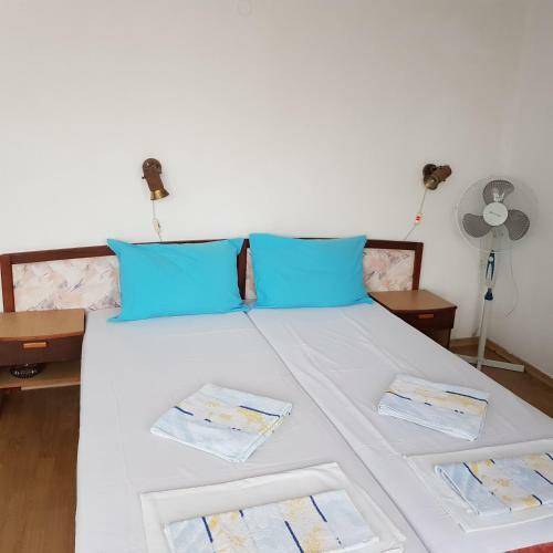 Hostal Slantse