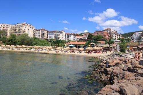 Private Best Choice Vlas Apartment