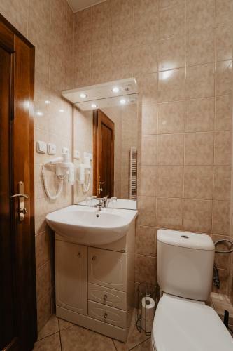 Hotel U L�py