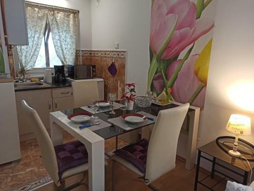 Hostal Peace And Quiet In A Cottage In Sopron