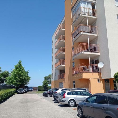 Vikt�ria ~v�zparti ~ Medenc�s ~ Apartman