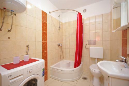 Apartamentos Orange House