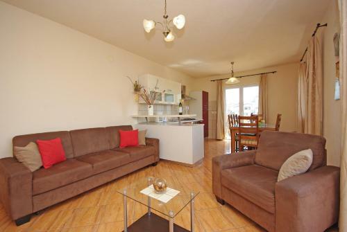 Apartamentos Orange House